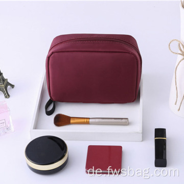 Neue maßgefertigte Mädchen Lady Mode Kosmetikbeutel Hochqualität Frauen süße Make -up -Reise -Kosmetik -Tasche Großhandel